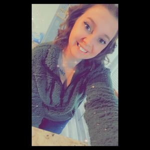 Meet your Posher, Kendra